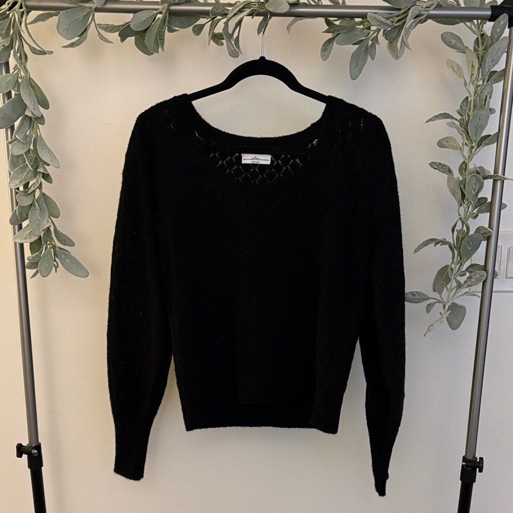 Old Navy sweater